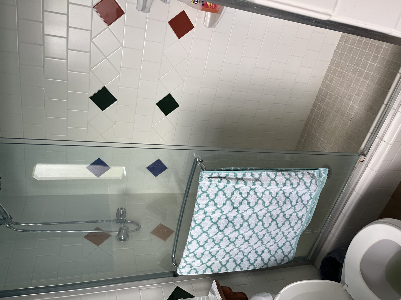 Bathroom before renovation
